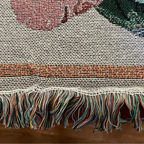 NWOT Daughter In Law Tapestry Throw Blanket 63"x54" - Picture 9 of 12